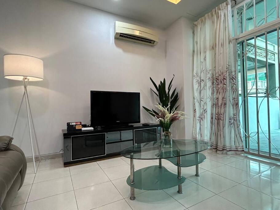 Rumah percutian Cendana House@juru/autocity/bkt Minyak/batu Kwan/ikea Simpang Ampat (Penang)
